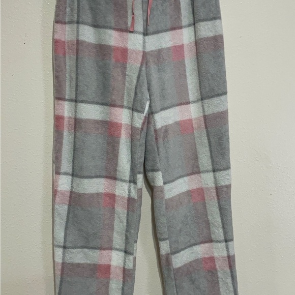 Secret Treasures Gray and Pink Plaid Pajama Bottoms - Picture 4 of 11